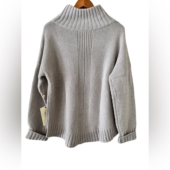 Cashmere 100% Sweater Taupe Size Medium - Picture 8 of 13